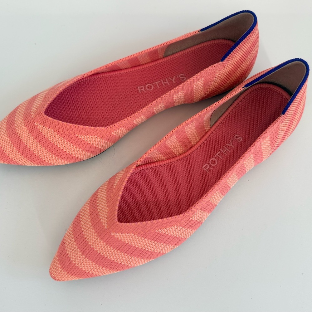 Rothy's *RARE* Adorable Coral & Pink Stripe Pointed Toe Flats